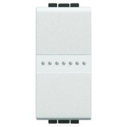 Установочный выключатель 1-клавишный 1 мод Axial, цвет Белый, LivingLight, Bticino